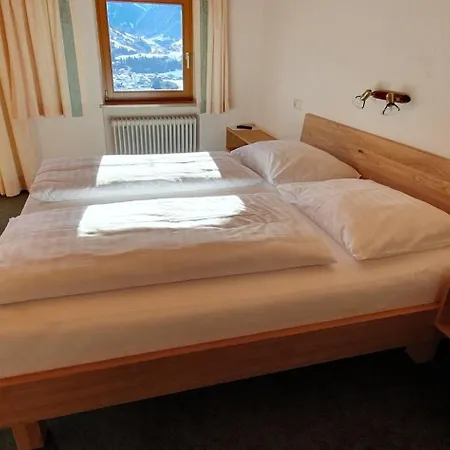 Schlossberg Frühstückspension 3*