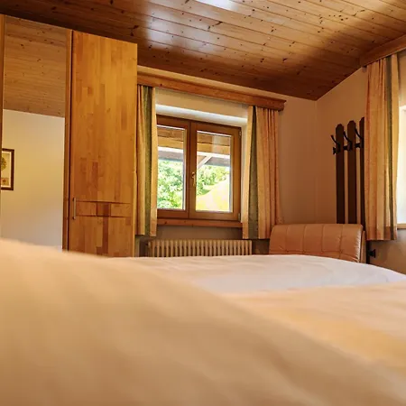 Bed & Breakfast Schlossberg 3*