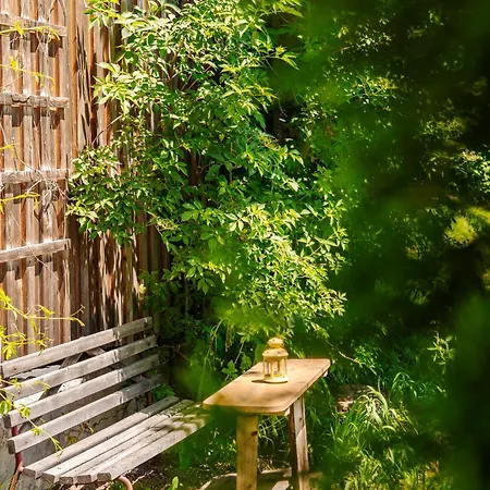 Schlossberg Bed & Breakfast 3*