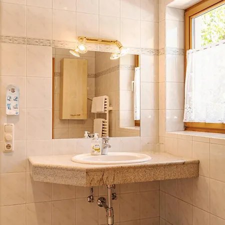 Bed & Breakfast Schlossberg 3*