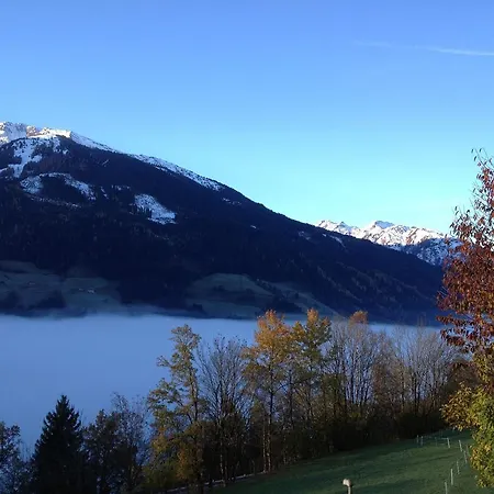 Schlossberg Bed & Breakfast