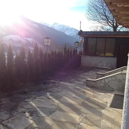 Schlossberg Bed & Breakfast