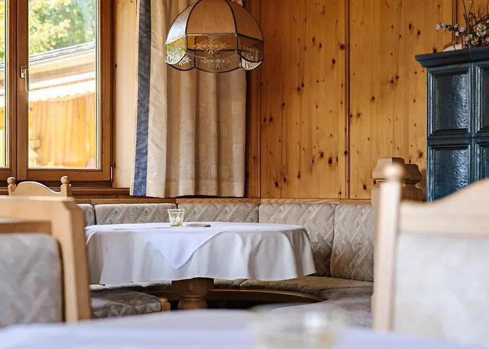 Schlossberg Bed & Breakfast 3*
