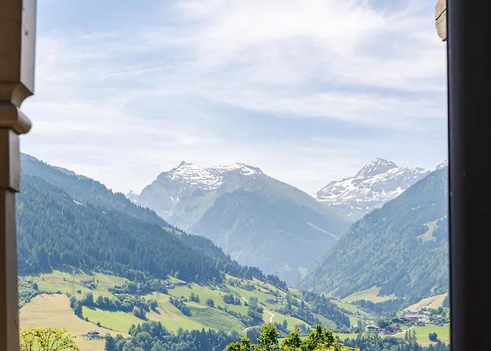 Schlossberg Bed & Breakfast 3*