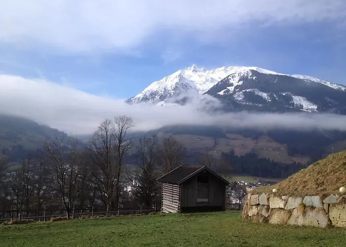 Schlossberg Bed & Breakfast 3*